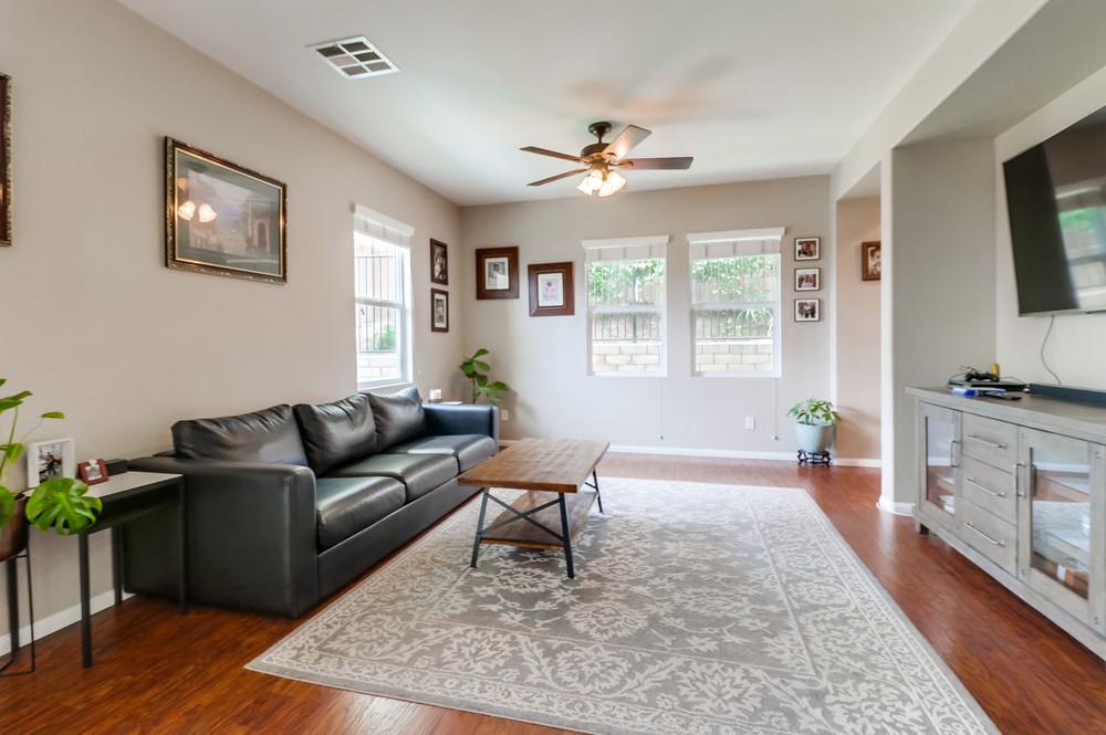 Virtual tour photo 9 of 50 for 425 S Meadowbrook Dr