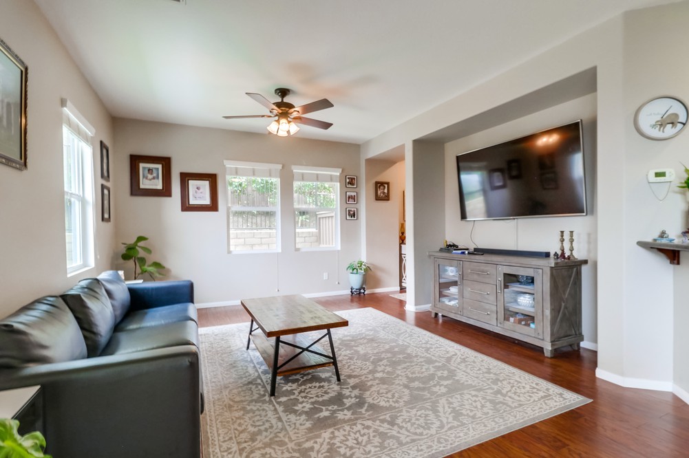 Virtual tour photo 10 of 50 for 425 S Meadowbrook Dr