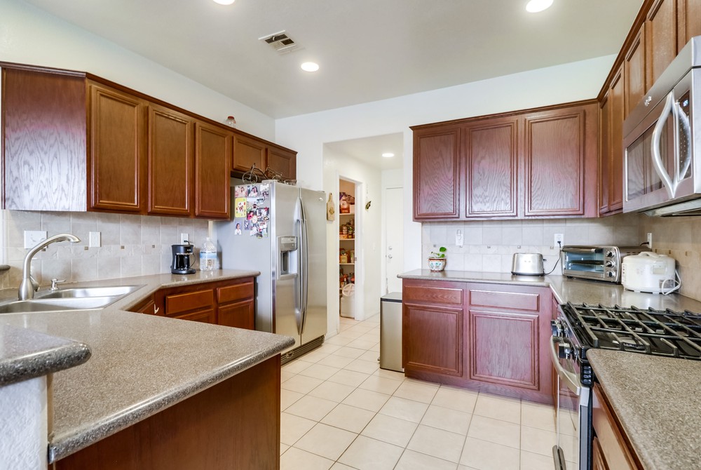 Virtual tour photo 12 of 50 for 425 S Meadowbrook Dr