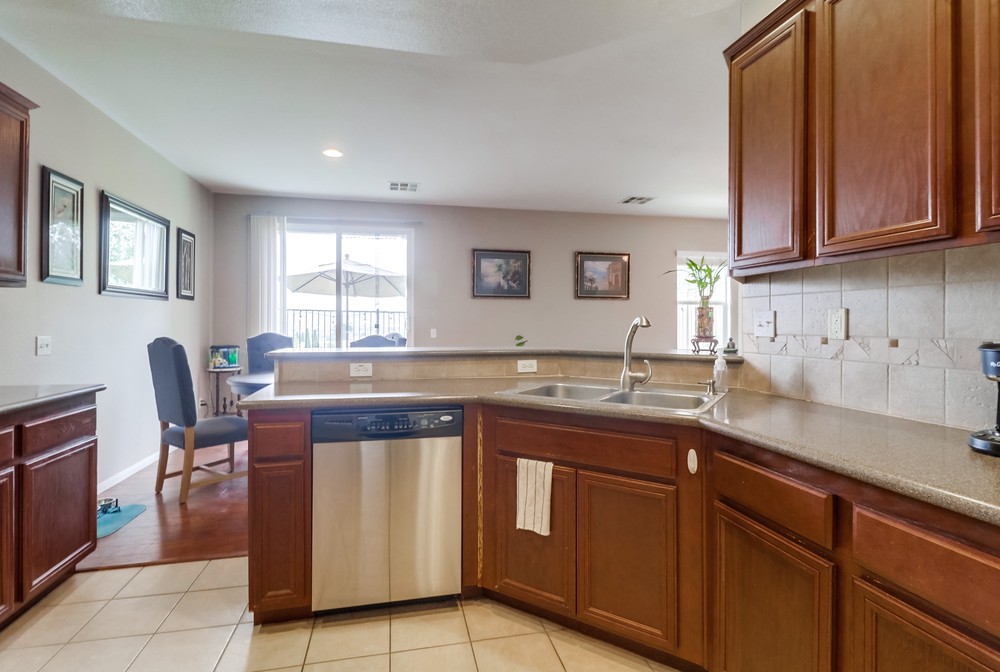 Virtual tour photo 16 of 50 for 425 S Meadowbrook Dr