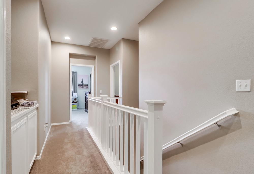 Virtual tour photo 21 of 50 for 425 S Meadowbrook Dr