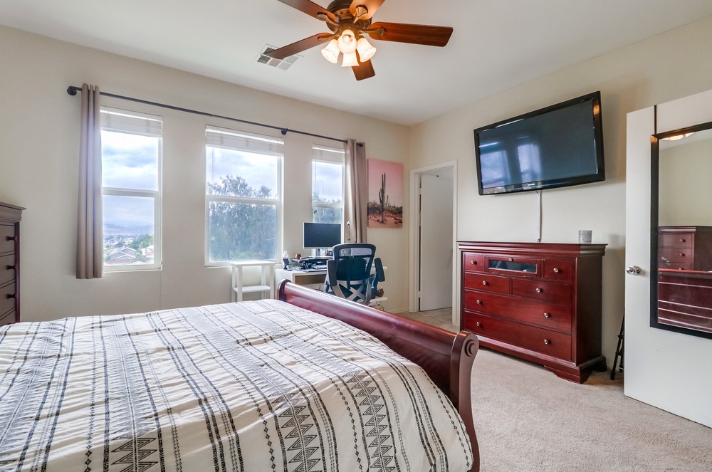 Virtual tour photo 23 of 50 for 425 S Meadowbrook Dr