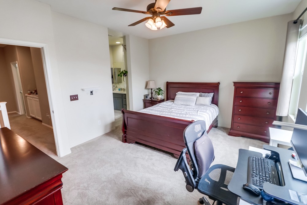 Virtual tour photo 25 of 50 for 425 S Meadowbrook Dr