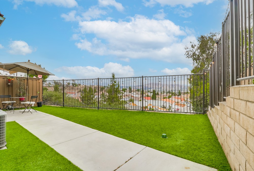 Virtual tour photo 40 of 50 for 425 S Meadowbrook Dr