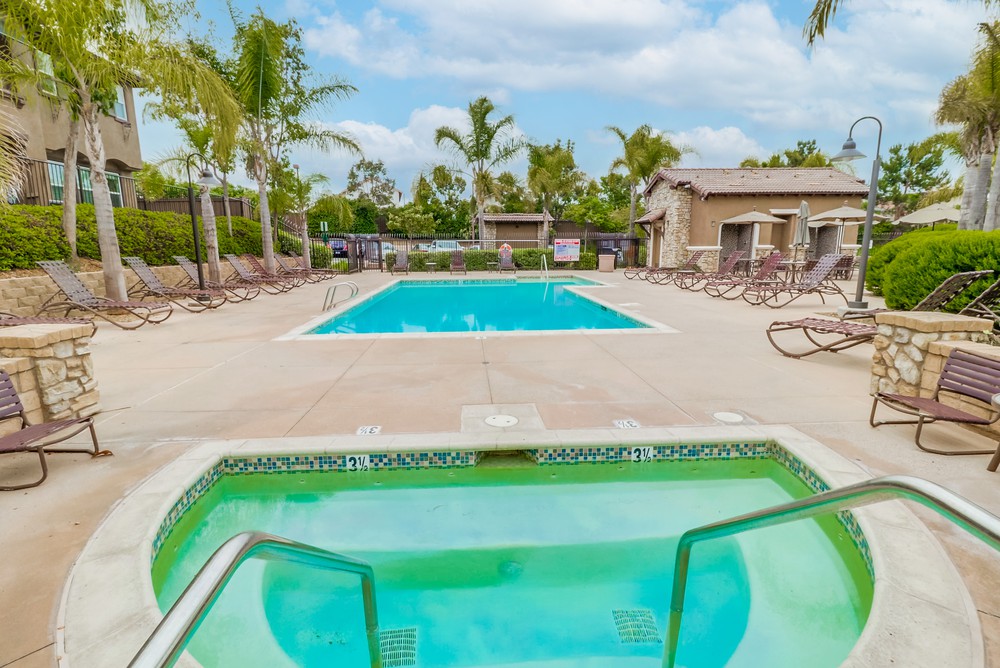 Virtual tour photo 46 of 50 for 425 S Meadowbrook Dr