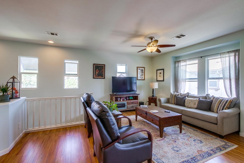 Virtual tour photo 7 of 29 for 425 S Meadowbrook Dr