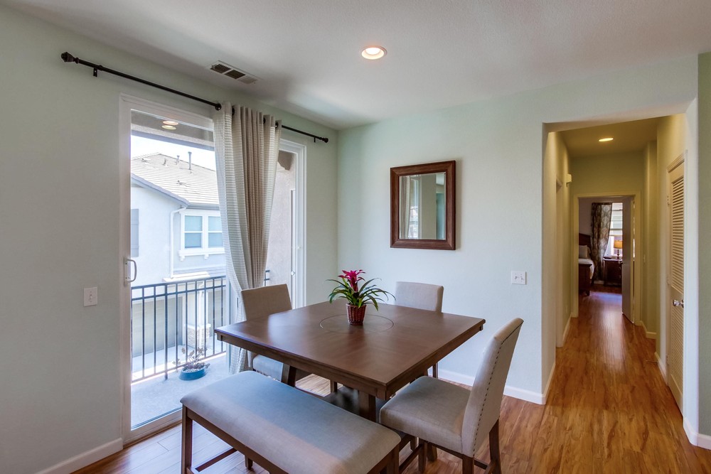 Virtual tour photo 8 of 29 for 425 S Meadowbrook Dr