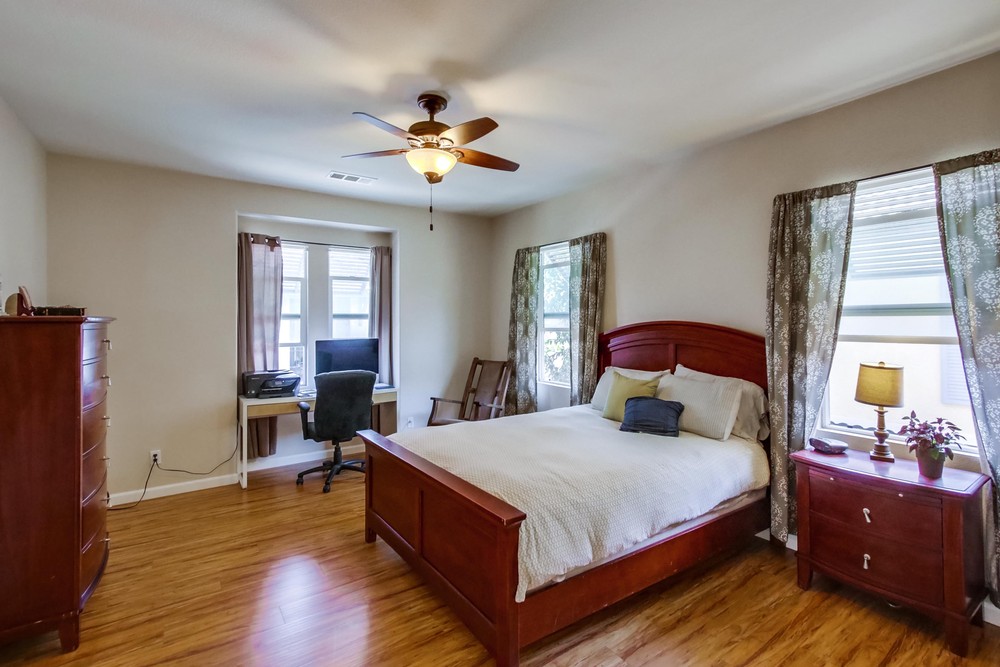 Virtual tour photo 16 of 29 for 425 S Meadowbrook Dr