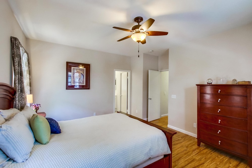 Virtual tour photo 19 of 29 for 425 S Meadowbrook Dr