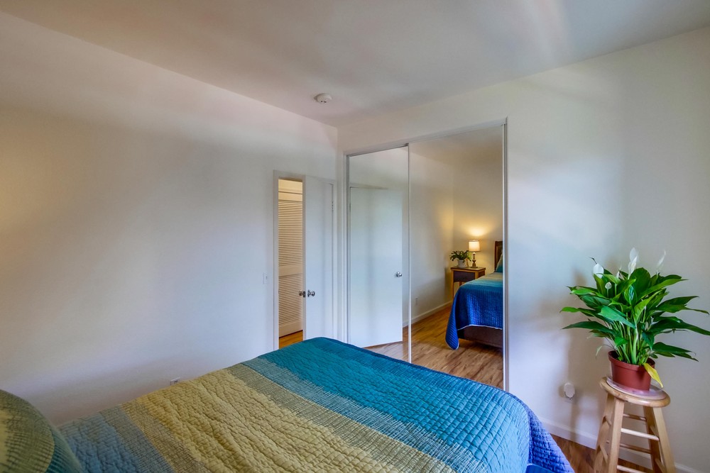 Virtual tour photo 23 of 29 for 425 S Meadowbrook Dr