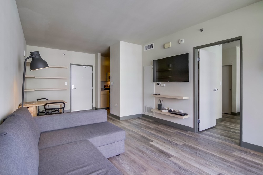 Virtual tour photo 11 of 31 for 425 W Beech St #1107