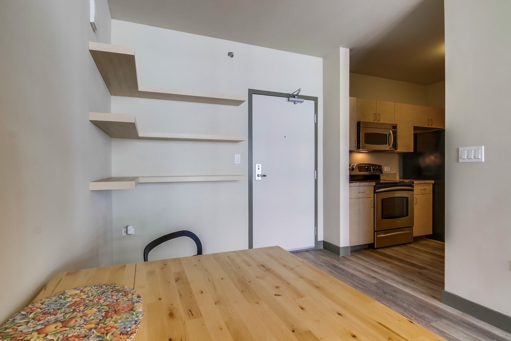 Virtual tour photo 13 of 31 for 425 W Beech St #1107