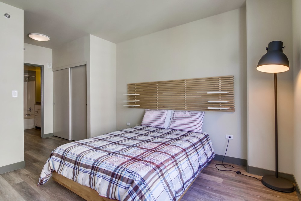 Virtual tour photo 21 of 31 for 425 W Beech St #1107
