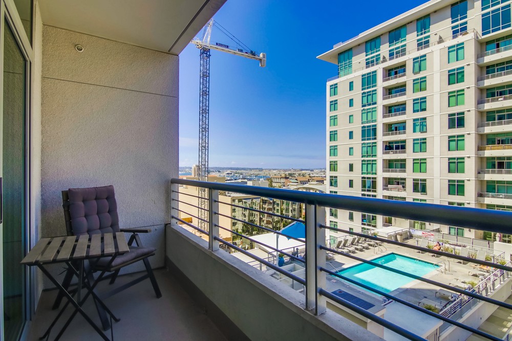 Virtual tour photo 26 of 31 for 425 W Beech St #1107