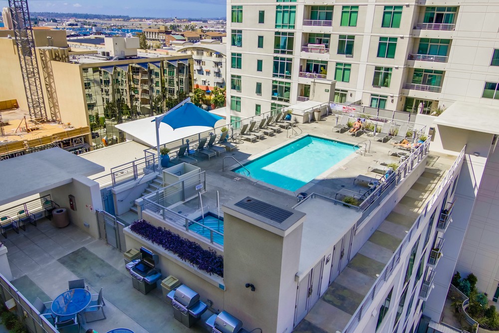 Virtual tour photo 29 of 31 for 425 W Beech St #1107