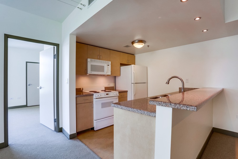 Virtual tour photo 13 of 28 for 425 W Beech St