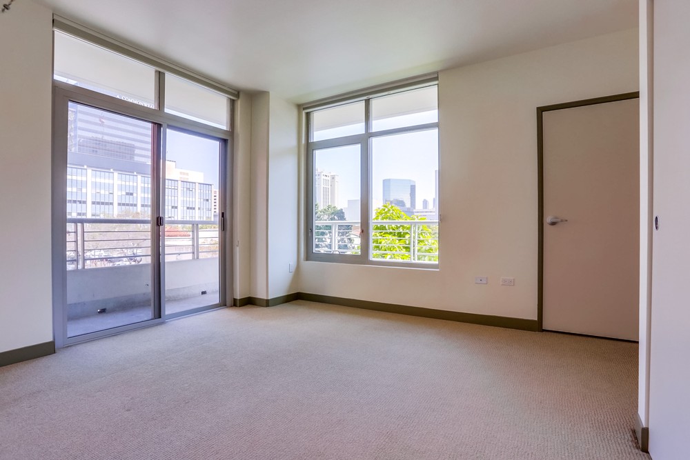 Virtual tour photo 18 of 28 for 425 W Beech St