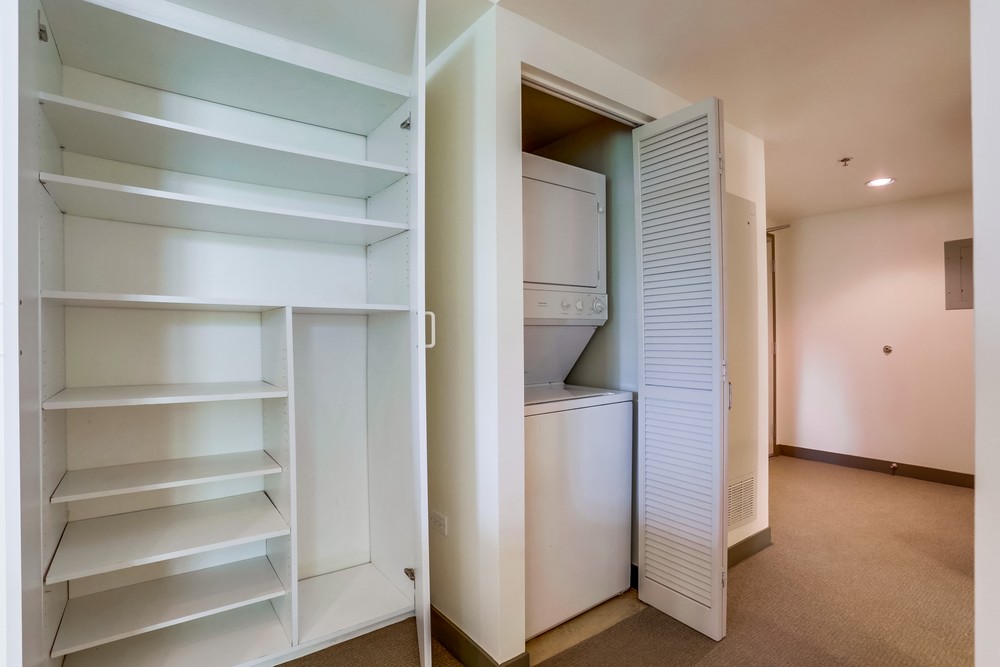 Virtual tour photo 26 of 28 for 425 W Beech St