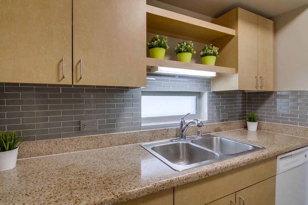 Virtual tour photo 18 of 30 for 425 W Beech St #311