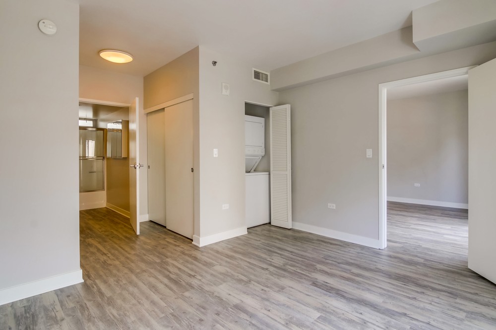 Virtual tour photo 20 of 30 for 425 W Beech St #311