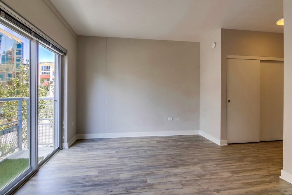 Virtual tour photo 24 of 30 for 425 W Beech St #311