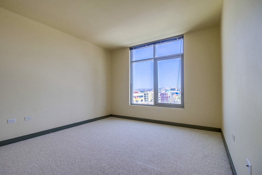 Virtual tour photo 20 of 35 for 425 W Beech St #956
