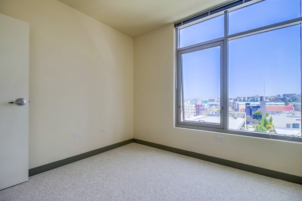 Virtual tour photo 26 of 35 for 425 W Beech St #956