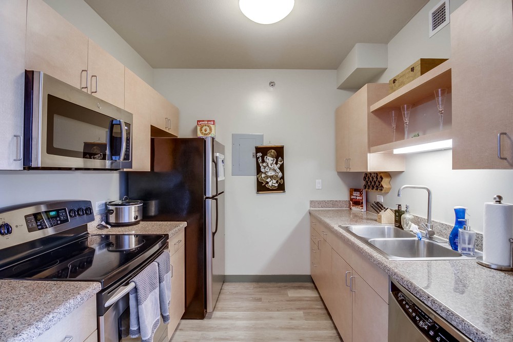 Virtual tour photo 21 of 44 for 425 W Beech St UNIT 1107