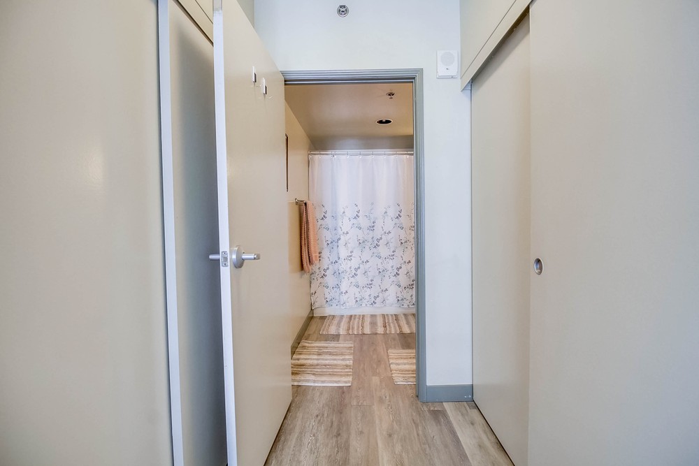 Virtual tour photo 29 of 44 for 425 W Beech St UNIT 1107