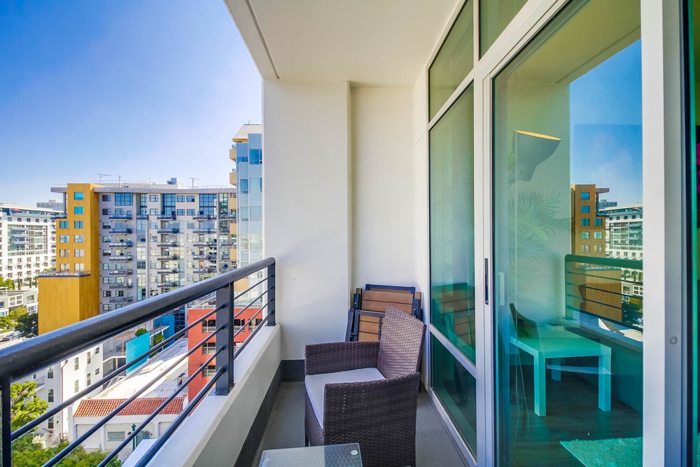 Virtual tour photo 45 of 44 for 425 W Beech St UNIT 1107