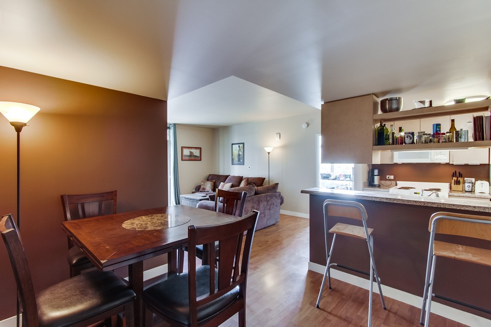 Virtual tour photo 1 of 19 for 425 West Beech Street #501