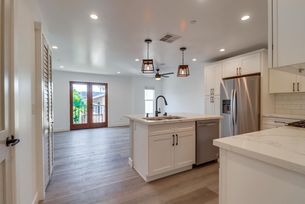 Virtual tour photo 1 of 29 for 4250 Cleveland Ave