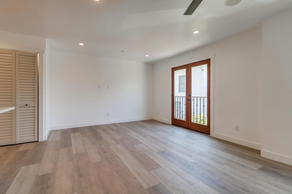 Virtual tour photo 3 of 29 for 4250 Cleveland Ave