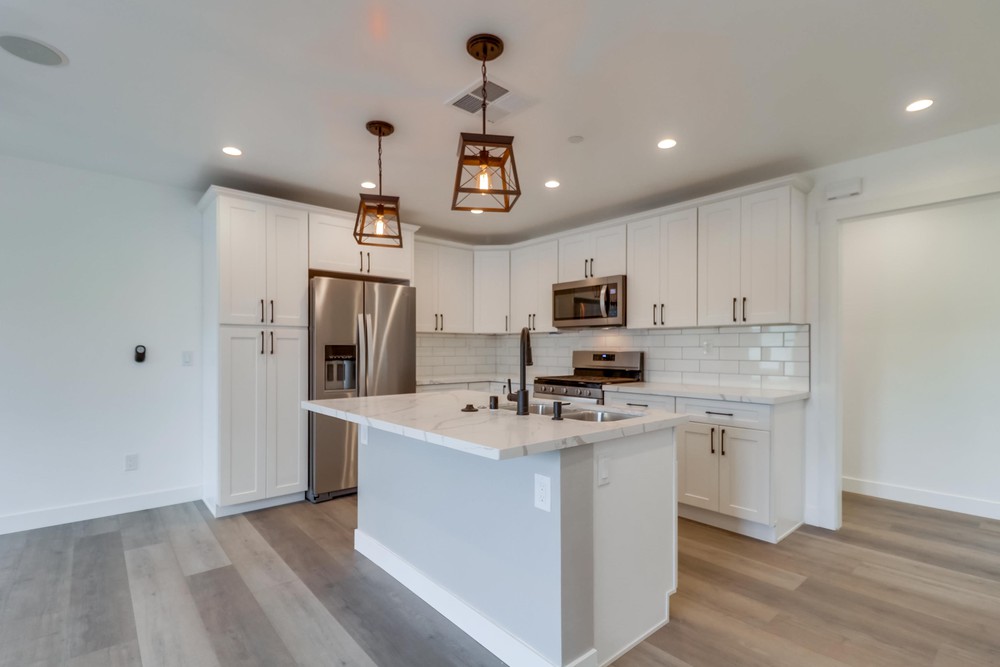 Virtual tour photo 9 of 29 for 4250 Cleveland Ave