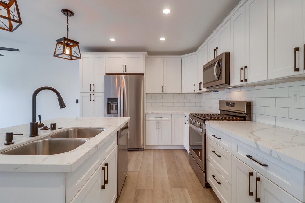 Virtual tour photo 11 of 29 for 4250 Cleveland Ave