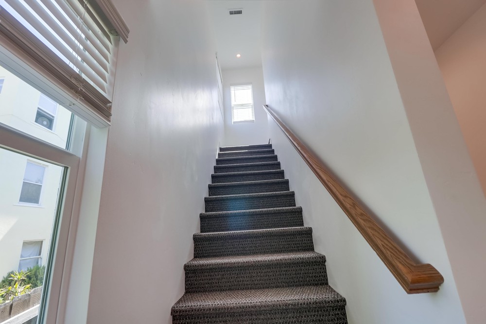 Virtual tour photo 17 of 29 for 4250 Cleveland Ave