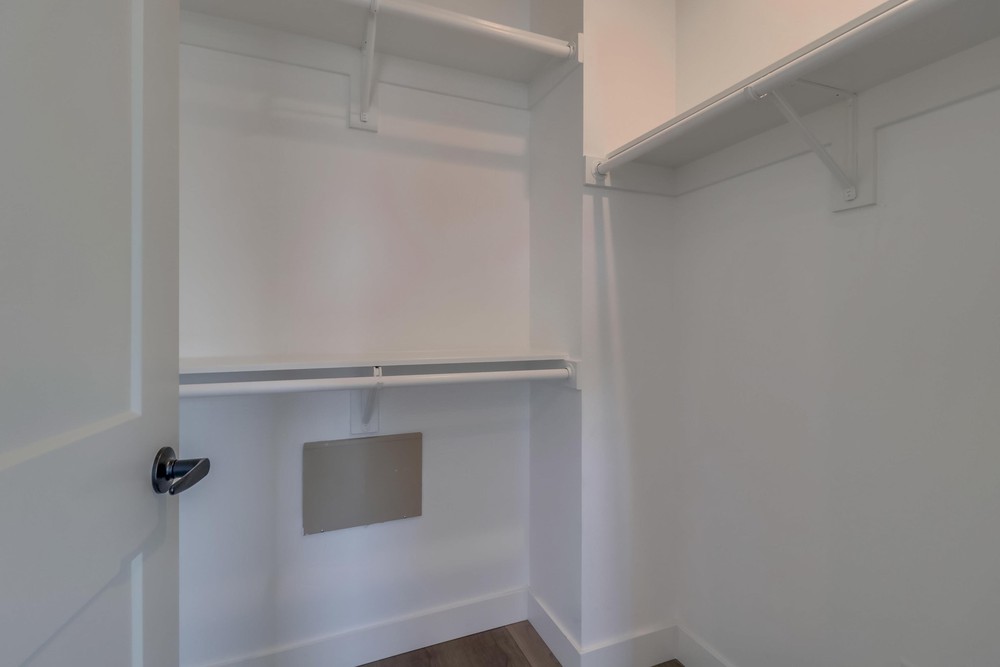 Virtual tour photo 21 of 29 for 4250 Cleveland Ave