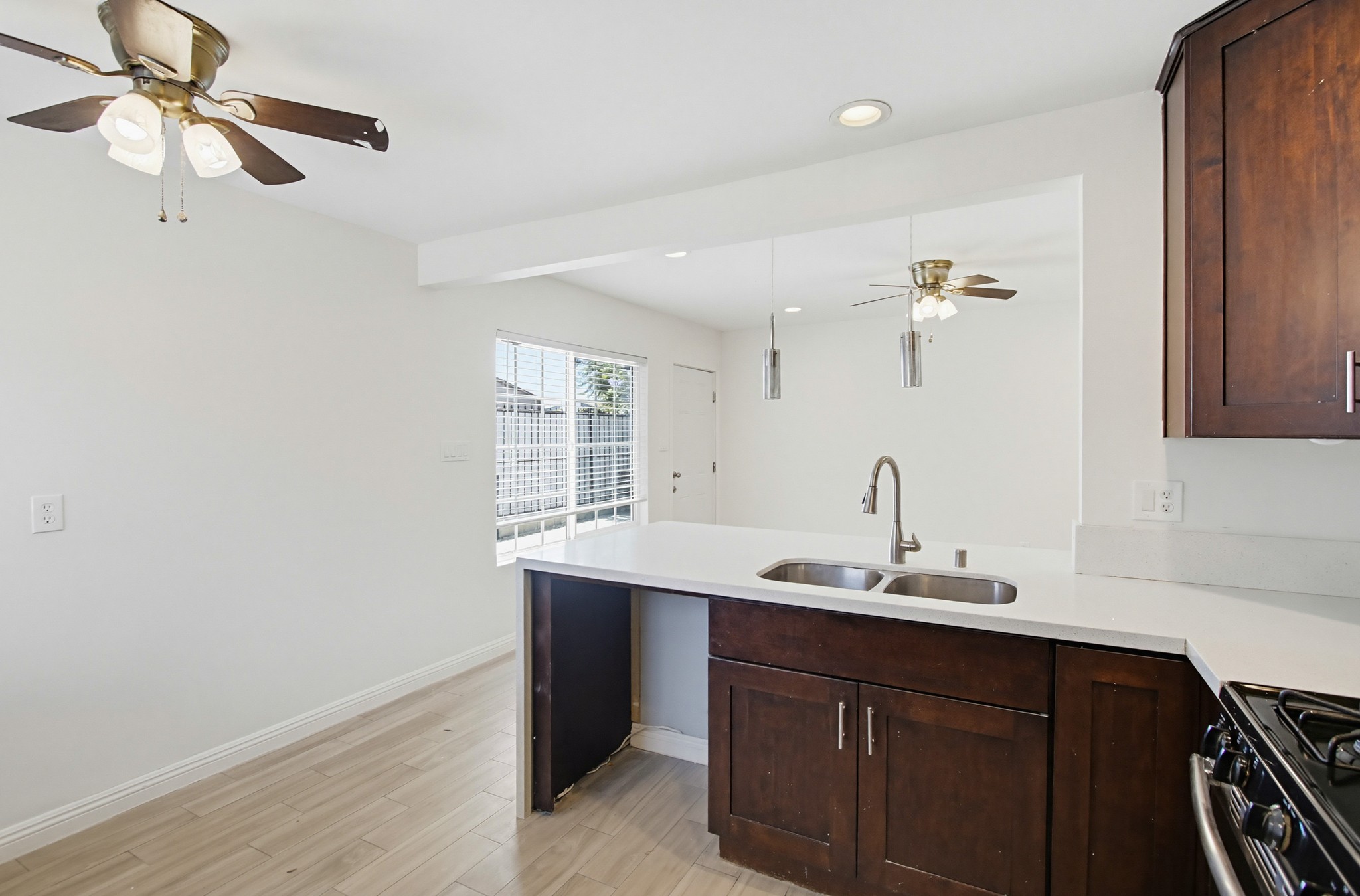 Virtual tour photo 37 of 52 for 4251-55 Altadena Ave.