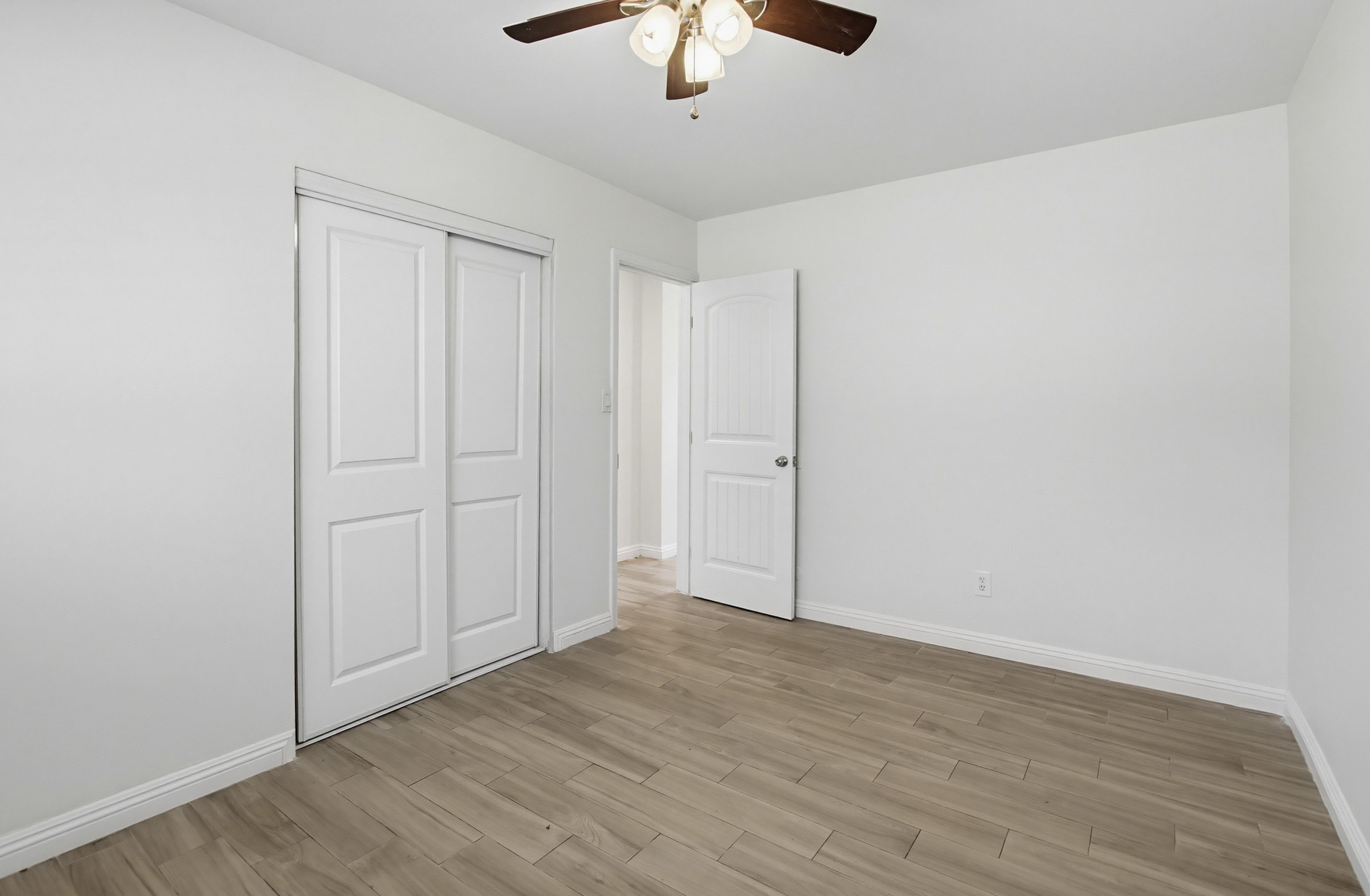 Virtual tour photo 42 of 52 for 4251-55 Altadena Ave.