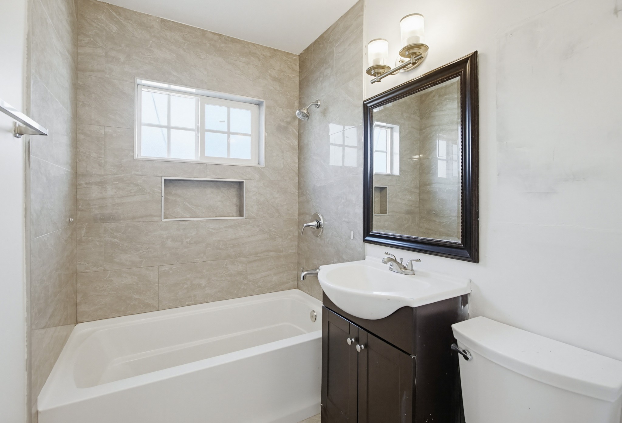 Virtual tour photo 48 of 52 for 4251-55 Altadena Ave.