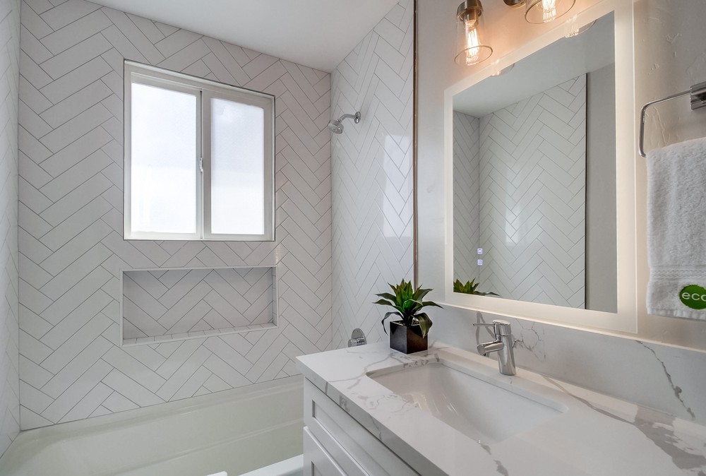 Virtual tour photo 32 of 77 for 4251 Niagara Ave