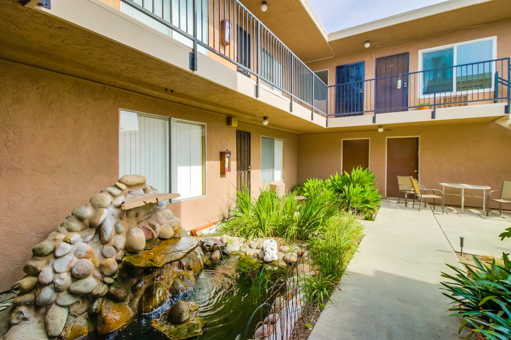 Virtual tour photo 8 of 27 for 4252 35th St