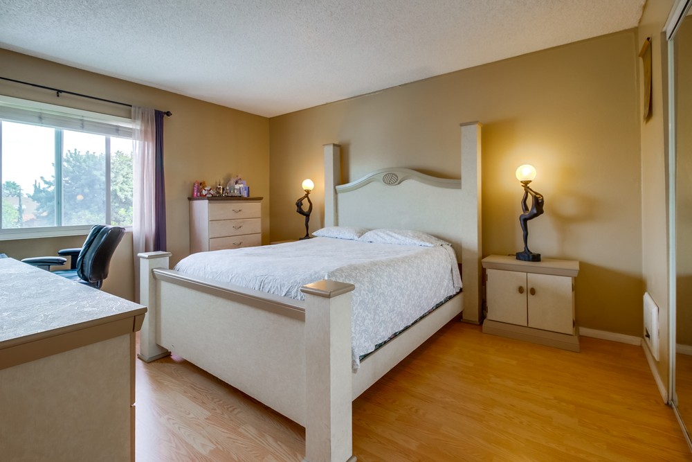 Virtual tour photo 21 of 27 for 4252 35th St