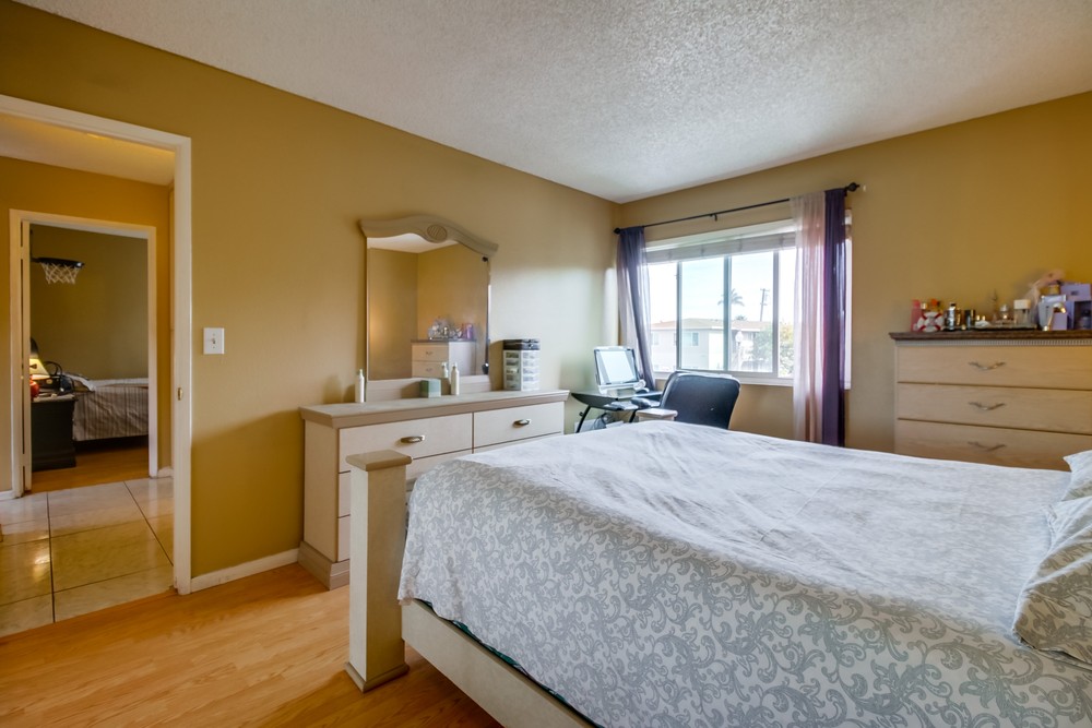 Virtual tour photo 22 of 27 for 4252 35th St