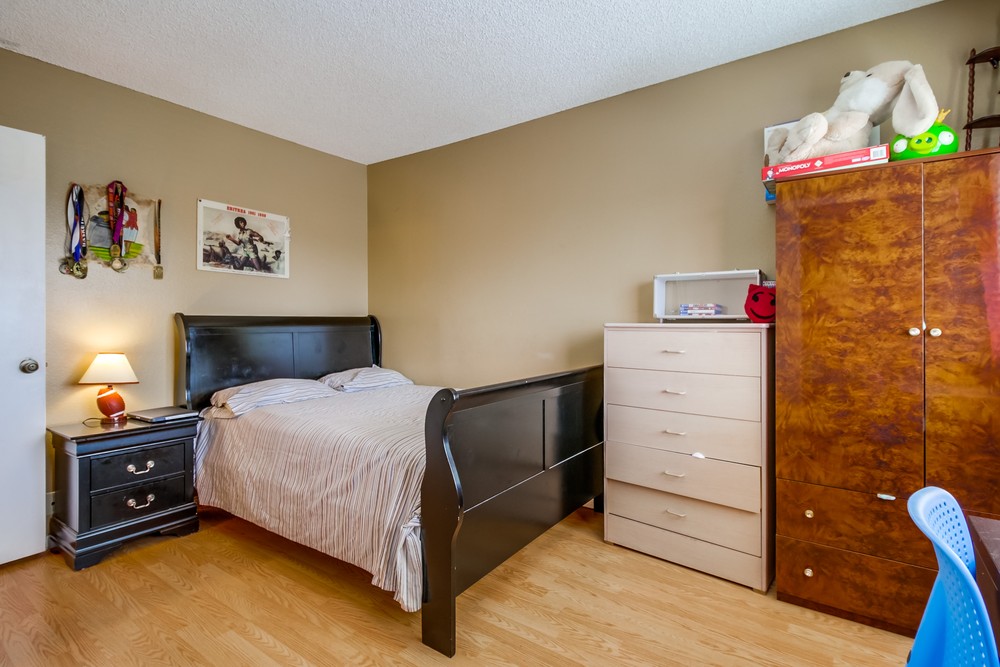 Virtual tour photo 25 of 27 for 4252 35th St