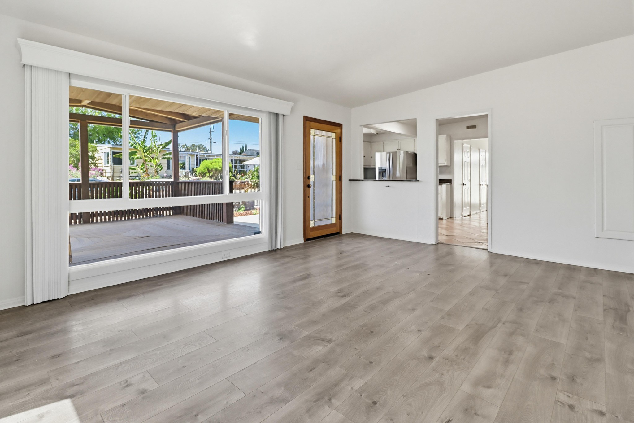 Virtual tour photo 15 of 47 for 4253 View Pl