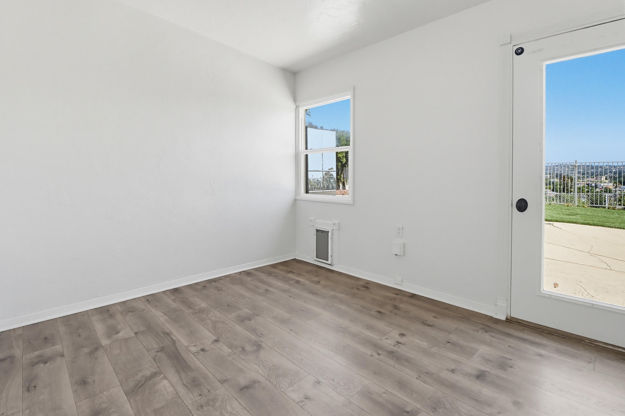 Virtual tour photo 30 of 47 for 4253 View Pl