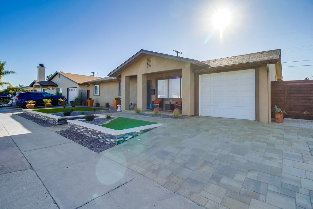 Virtual tour photo 5 of 28 for 4254 Feather Ave