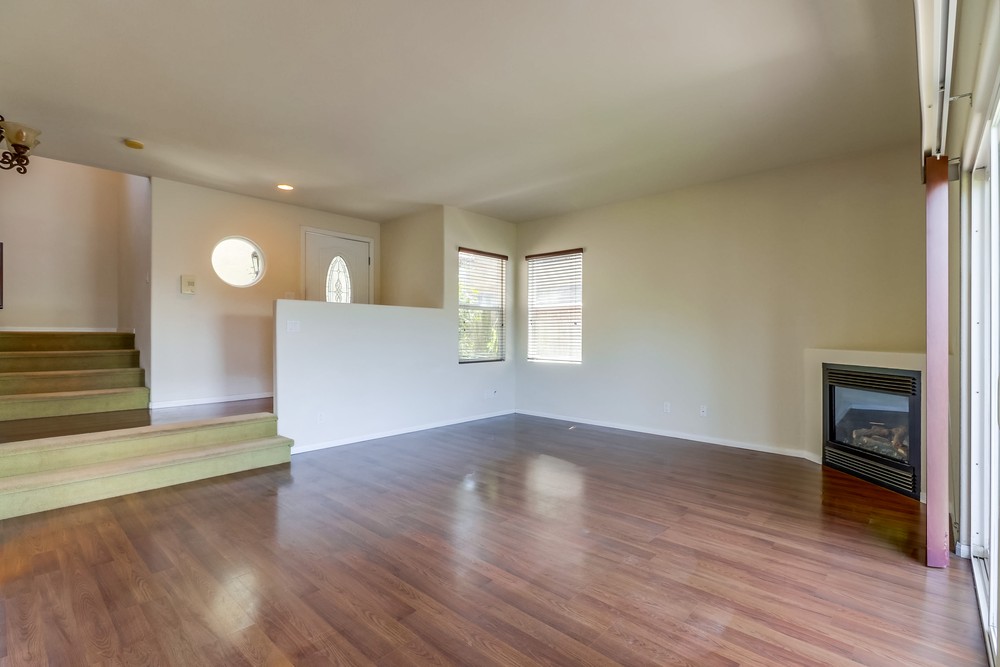 Virtual tour photo 11 of 42 for 4254 Menlo Ave