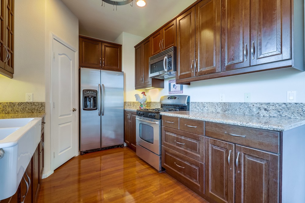 Virtual tour photo 19 of 42 for 4254 Menlo Ave